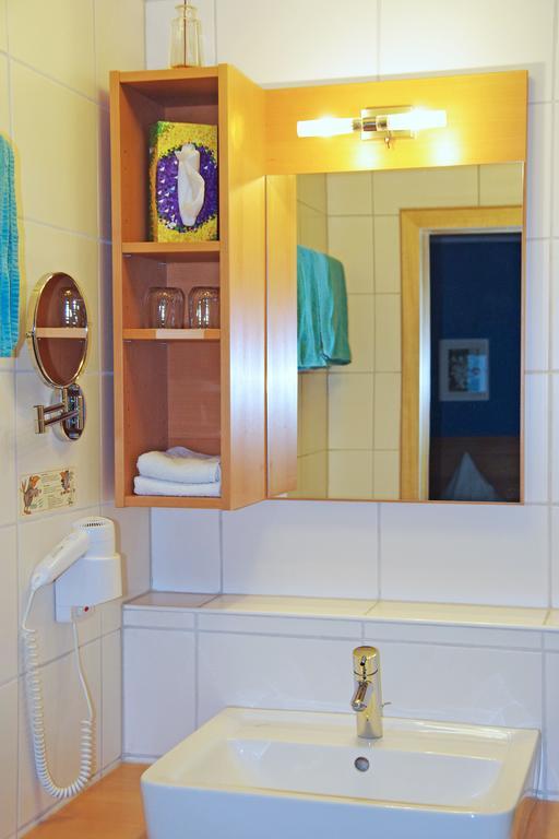 Hotel Loewenhof Krumbach Habitación foto