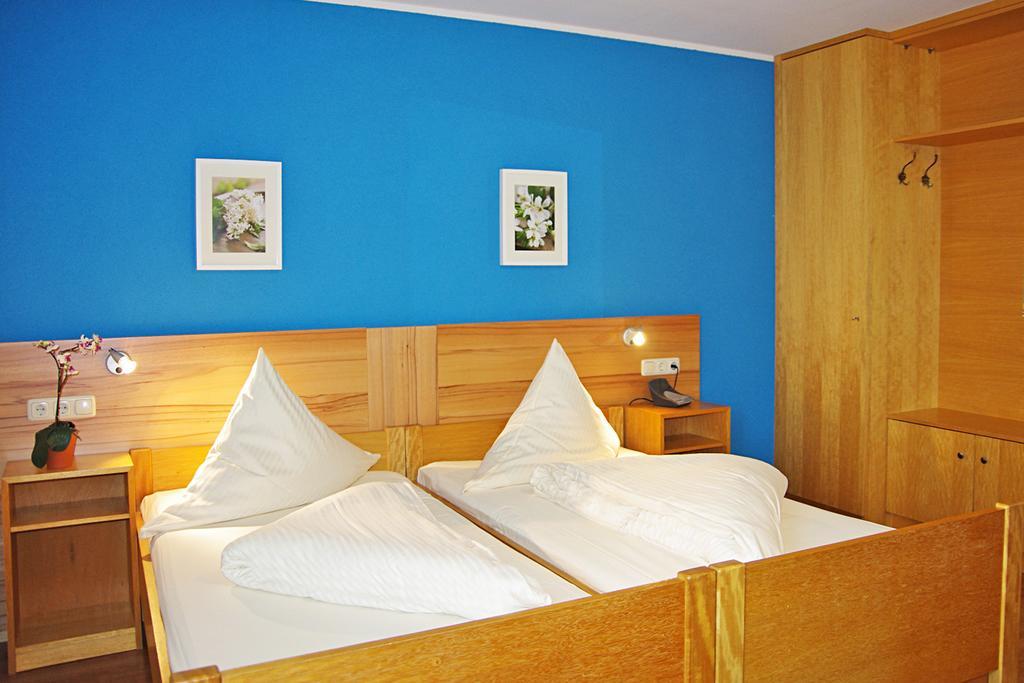 Hotel Loewenhof Krumbach Habitación foto